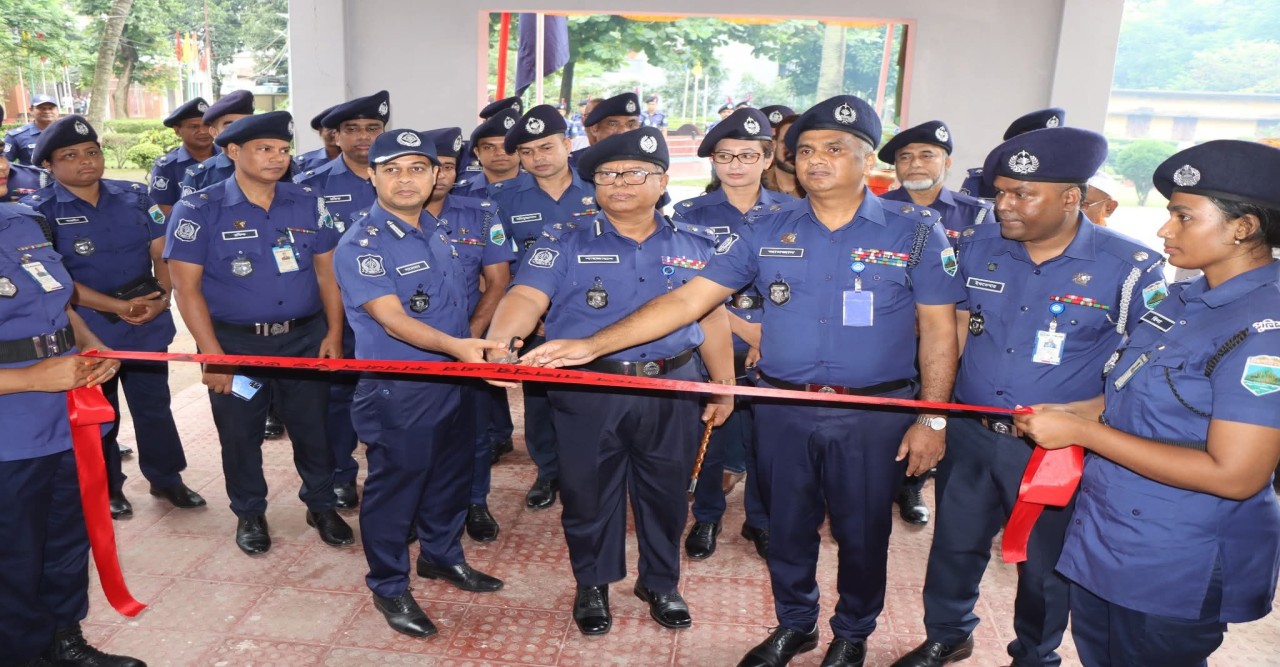 সেবাধর্মী থানা হিসেবে লালপুর-এর কার্যক্রম শুভ উদ্বোধন