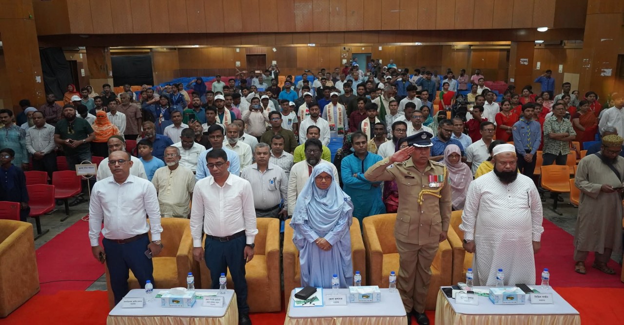 বগুড়ায় জুলাই যোদ্ধা ও শহীদ পরিবারদের সম্মাননা