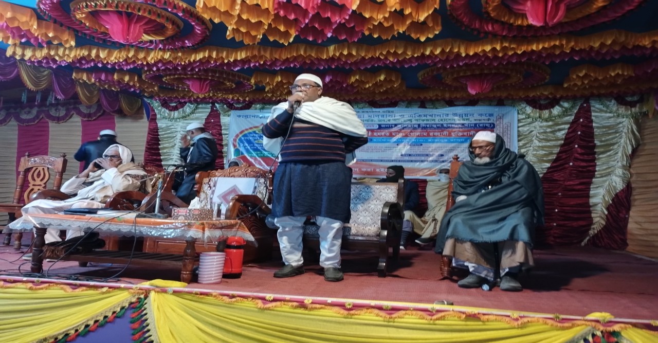 কাল্লাগাড়ি ইসলামিয়া দাঃ ছুন্নাহ হাফিজিয়া মাদ্রাসা ও এতিমখানায় বিরাট তাফসিরুল কুরআন মাহফিল