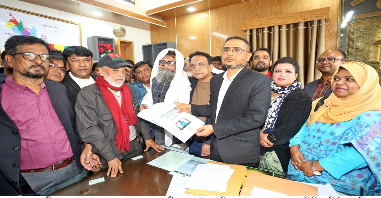 বগুড়া-৬ সদরে তারেক রহমান ও ৭ আসনে খালেদা জিয়ার পক্ষে মনোনয়নপত্র উত্তোলন