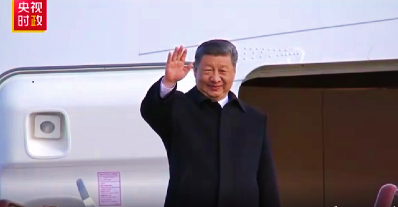 রাশিয়া বিমানবন্দরে প্রেসিডেন্ট সি’র জন্য বিদায়ী অনুষ্ঠান