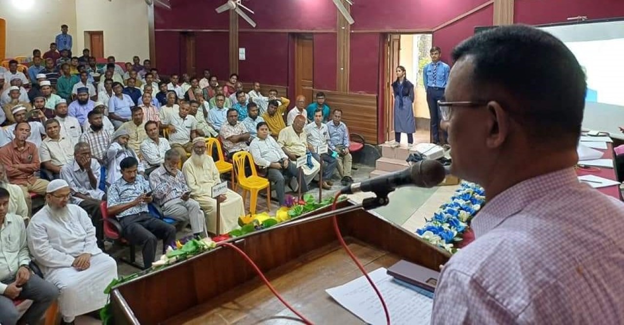 শিবগঞ্জ উপজেলা বিভিন্ন উন্নয়ন মূলক কাজে বগুড়া জেলা প্রশাসক সাইফুল ইসলাম