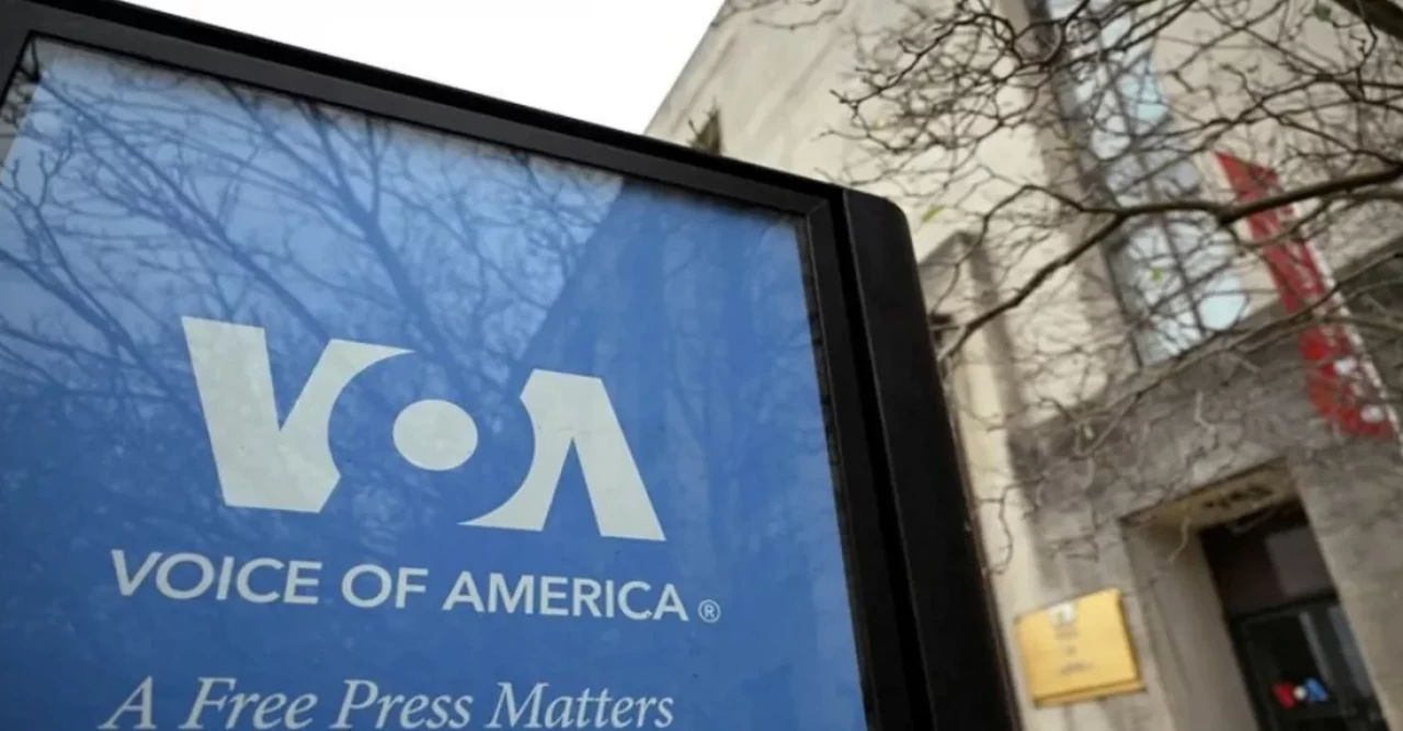 ভয়েস অব আমেরিকার ৫০০ সাংবাদিককে চাকরিচ্যুত করছে ট্রাম্প প্রশাসন