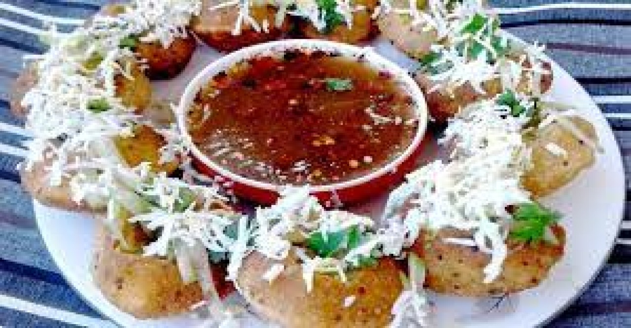 এশিয়ার সেরা ‘স্ট্রিট ফুডের’ তালিকায় বাংলাদেশের ফুচকা