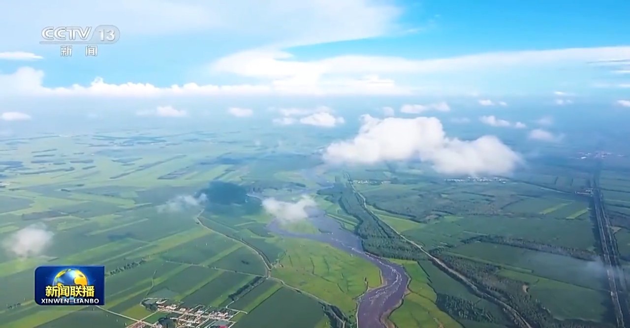 ডিজিটাল প্রযুক্তি ও জৈবপদ্ধতিতে কৃষি উন্নয়ন