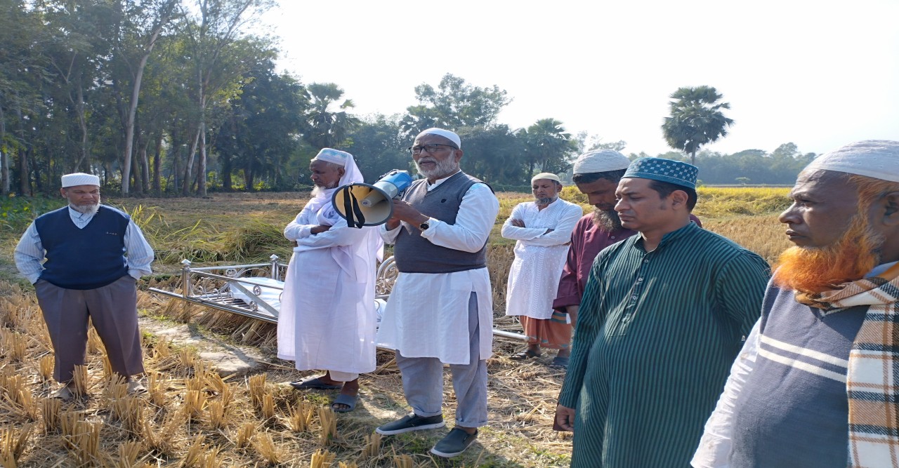 আদমদিঘীর ডহরপুর গ্রামের হাফিজার ভাইয়ের দাফন