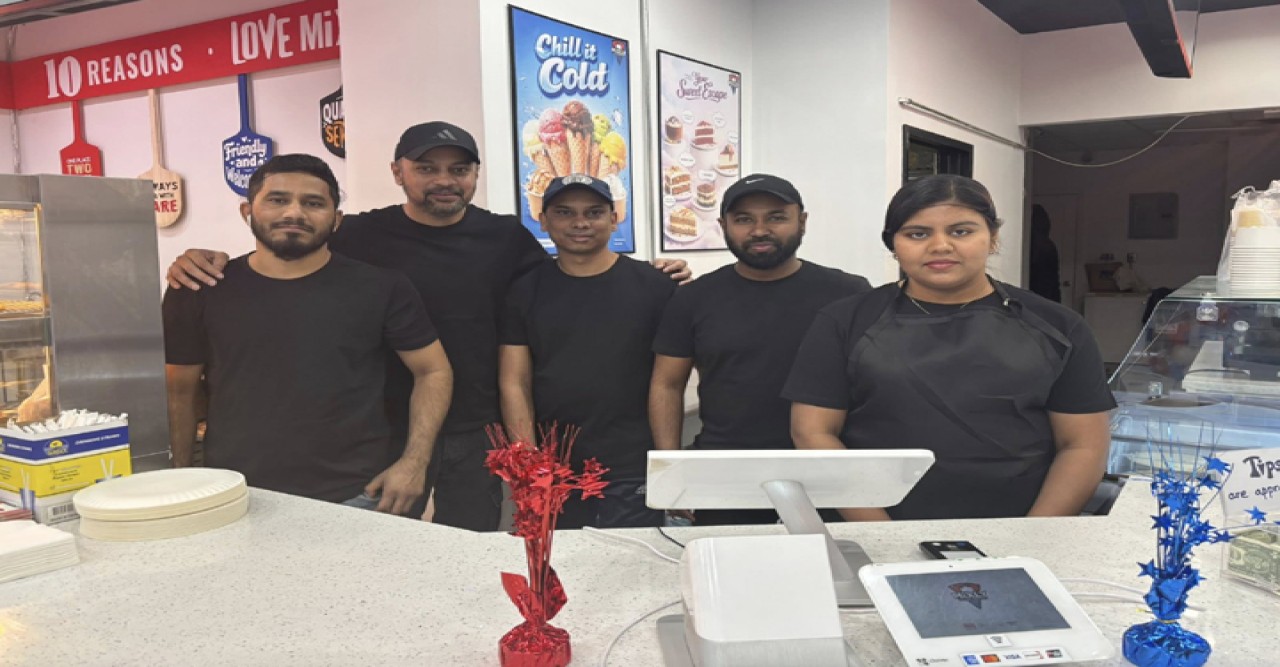 জ্যামাইকার মিক্সলি ফাস্টফুডের স্টোর উদ্বোধন