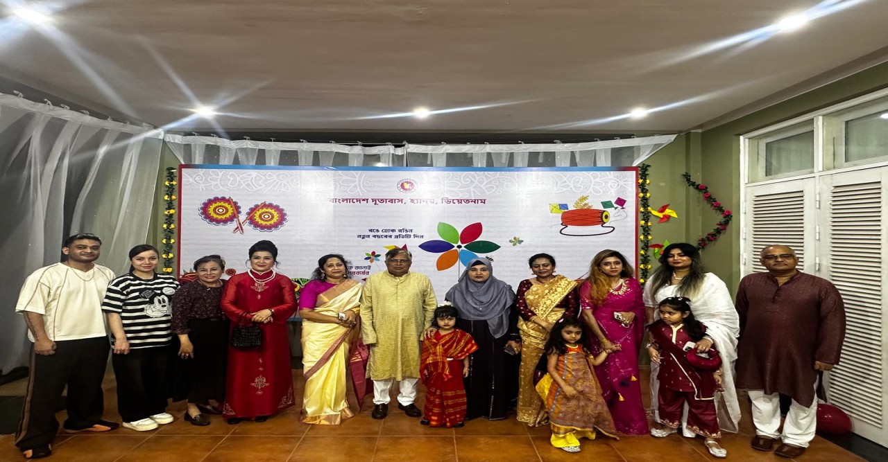 উৎসবমুখর পরিবেশে ভিয়েতনামে বাংলা নববর্ষ ১৪৩২ উদযাপন