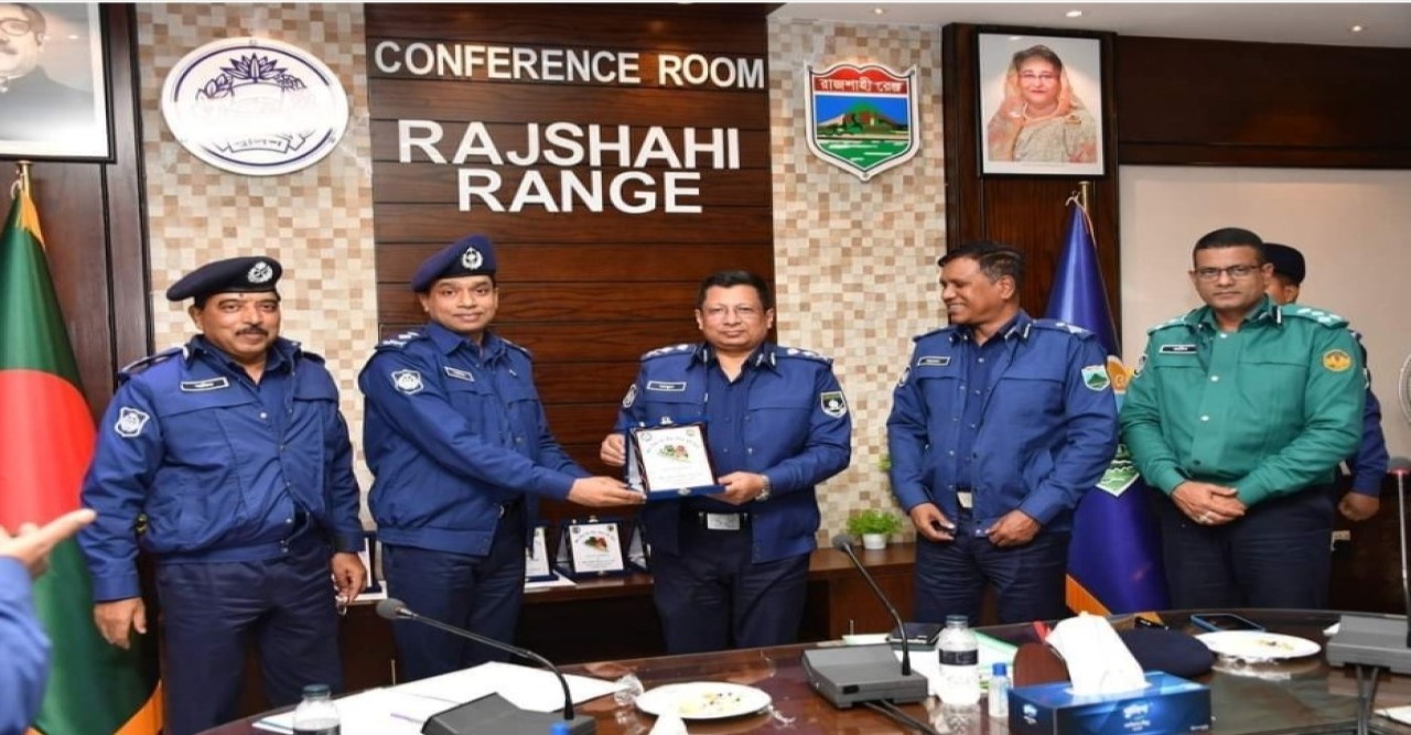 রাজশাহী রেঞ্জের শ্রেষ্ঠ পুলিশ সুপার সিরাজগঞ্জের আরিফুর রহমান মন্ডল