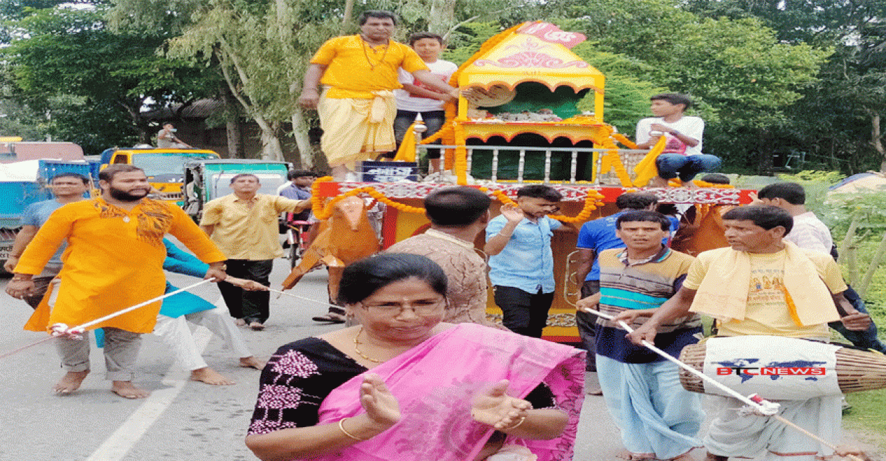 সান্তাহারে উল্টো টানের মধ্য দিয়ে শেষ হলো রথযাত্রা