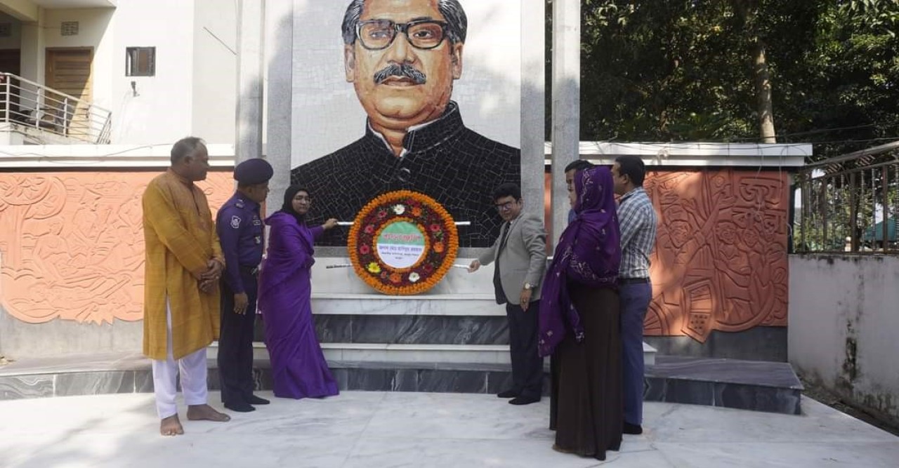 গাইবান্ধার গোবিন্দগন্জ উপজেলা পরিদর্শন করলেন রংপুর বিভাগীয় কমিশনার ( অতিরিক্ত সচিব ) - হাবিবুর রহমান।