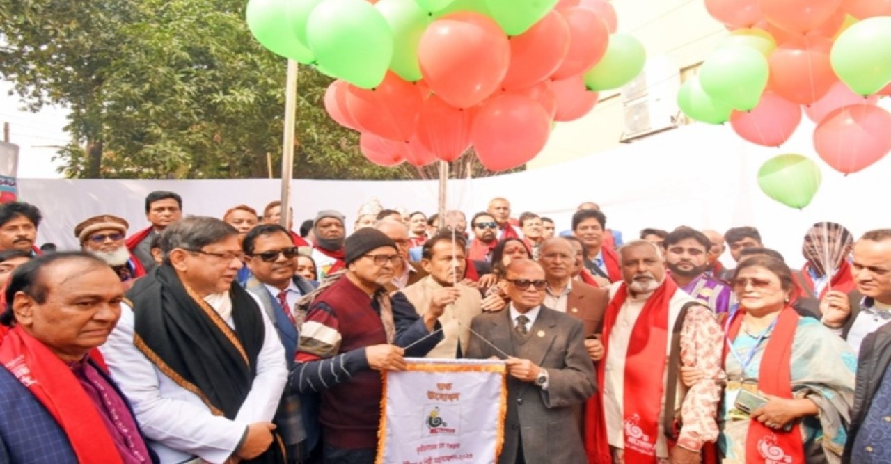 বগুড়ায় দুই দিনব্যাপী ৩য় গুণীজন ও শিল্পী মহাসম্মেলন