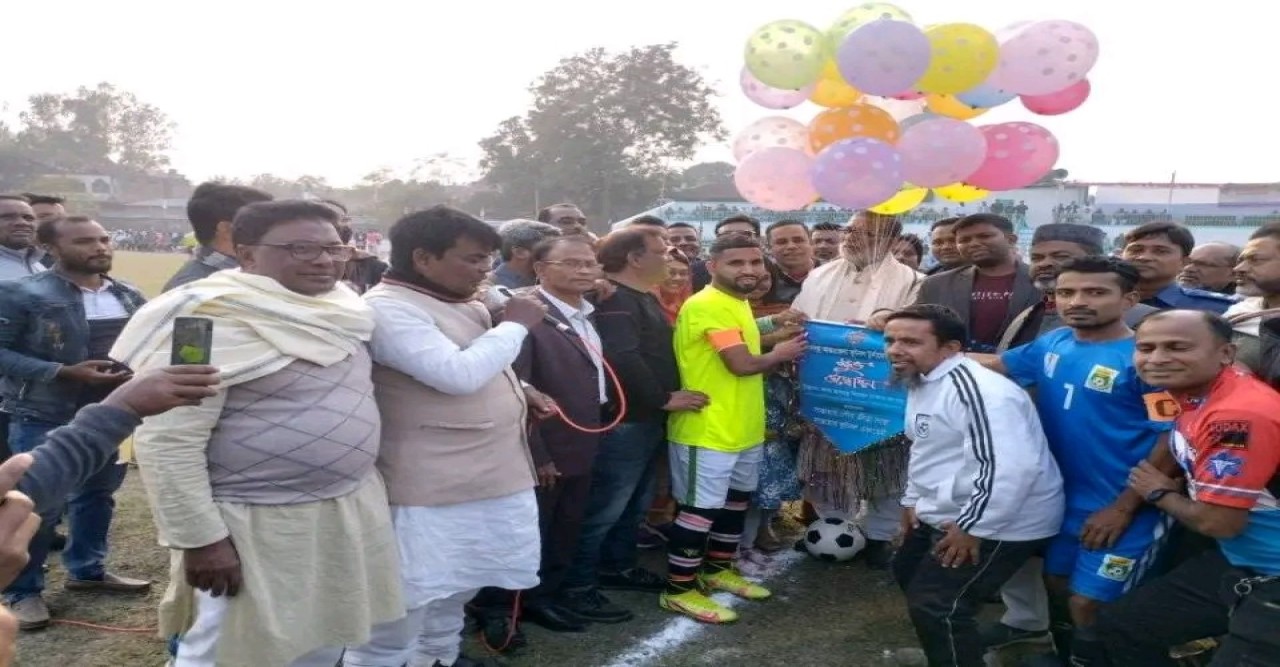 বঙ্গবন্ধু আন্তঃ জেলা ফুটবল টুর্ণামেন্টের উদ্বোধন