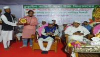 ঢাকার নবাবগঞ্জ উপজেলায় চুড়াইন তারিণী বামা হাই স্কুলে বার্ষিক ওয়াজ ও দোয়া মাহফিল