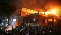 কেন স্বাধীনতার স্থপতি শেখ মুজিবের বাড়িতে আগুন দিল জনতা?