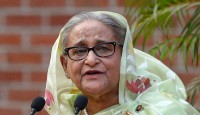 সরকার পতনের পর পদত্যাগ করলেন যারা