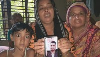 'তারে কেনো গুলি করে মারলো, সে তো আন্দোলনে যায় নাই'
