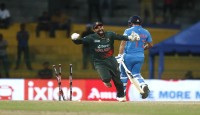 রোমাঞ্চ ছড়ানো ম্যাচে ৬ রানের জয় বাংলাদেশের