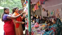 বগুড়ায় বউ মেলায় নারীদের ঢল