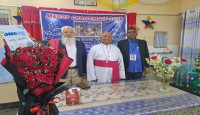 বড়দিন মানেই যেন স্বর্গীয় শান্তির নববারতা : বিশপ জের্ভাস রোজারিও