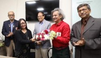 রুমা মোদক রচনাশৈলী ও নাট্যনির্মাণে বিশ্বব্যাপী ছড়িয়ে দিচ্ছে নিজস্ব জ্যোতি
