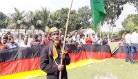 জার্মানির ৭ কিমি দৈর্ঘ্যের পতাকা বানালেন মাগুরার আমজাদ!!