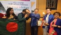 শান্তি পুরস্কার পেলেন কবি কাজী জহিরুল ইসলাম