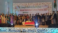 যারা নেতৃত্ব দেয় তারা এগিয়ে থাকে- কে এম খালিদ