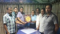 ভারতের রেডিও অ্যাক্টিভিস্ট প্রদীপ কুণ্ডকে আইআরআইবি ফ্যান ক্লাব বাংলাদেশ'র সম্মাননা