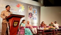 'স্মৃতি সত্তা ভবিষ্যৎ’ শীর্ষক বাংলাদেশের বরেণ্য চারুশিল্পীদের স্মরণে শিল্পকলা একাডেমিতে অনুষ্ঠান