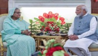 ‘কোনও মন্তব্য নয়’, হাসিনার প্রত্যর্পণ দাবিতে ‘ধীরে চলো’ নীতি ভারতের হাসিনাকে