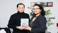 সাগরের গল্প- ভ্রমন কাহিনী নির্ভর উপন্যাস বলা যায় এই বইটিকে