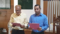 উথলী ইউনিয়ন পরিষদের নবনির্বাচিত চেয়ারম্যান আব্দুল হান্নানের শপথ
