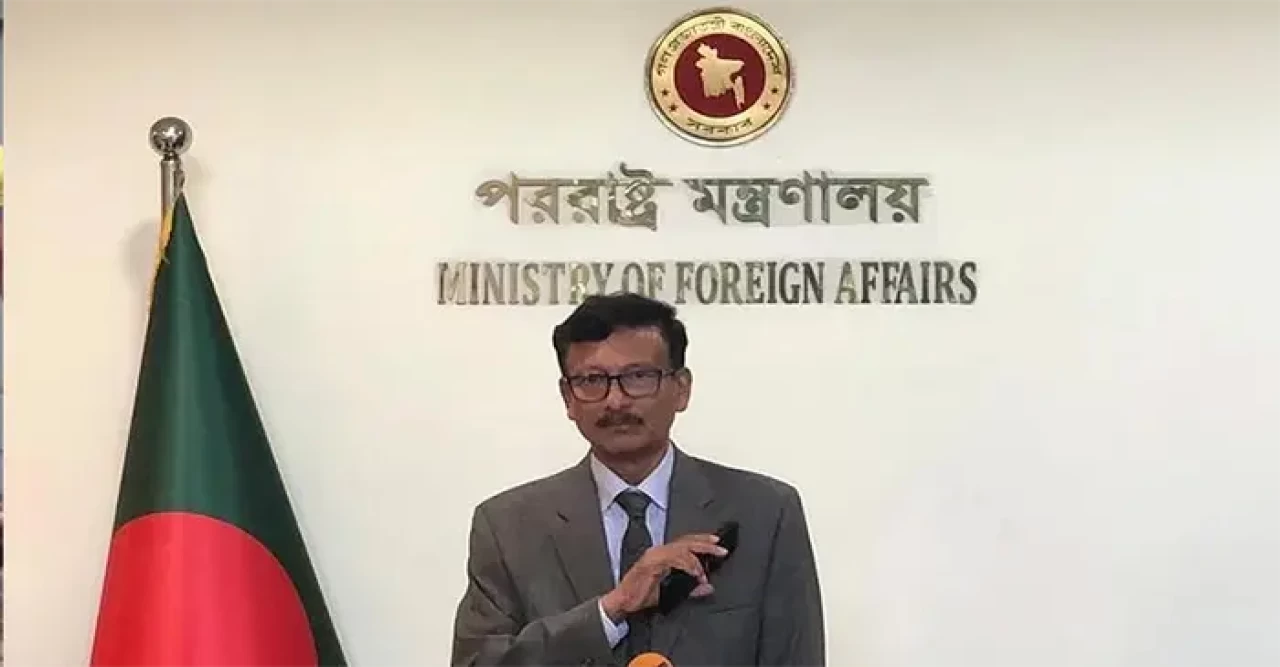 ভারত থেকে শেখ হাসিনার বিবৃতিতে দ্বিপক্ষীয় সম্পর্ক ক্ষতিগ্রস্ত হওয়ার আশঙ্কা পররাষ্ট্র উপদেষ্টার