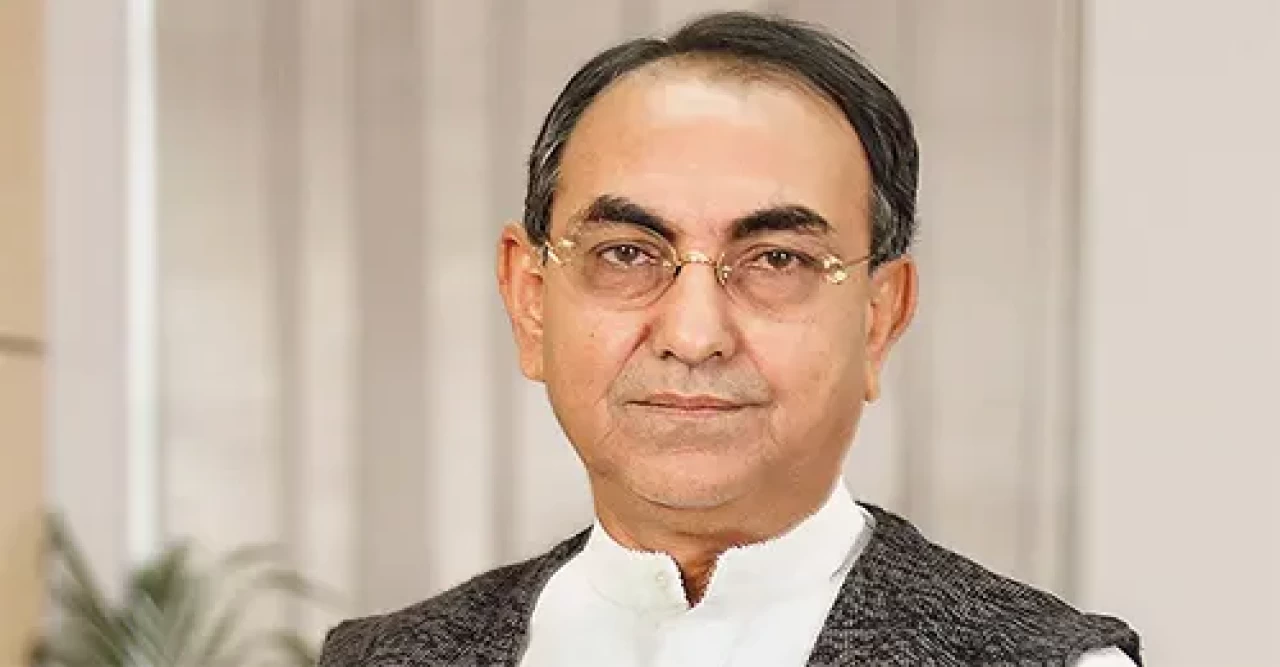 ৮ মাসে ৯০ হাজার কোটি টাকা পাচার হয়েছে: মির্জা আব্বাস