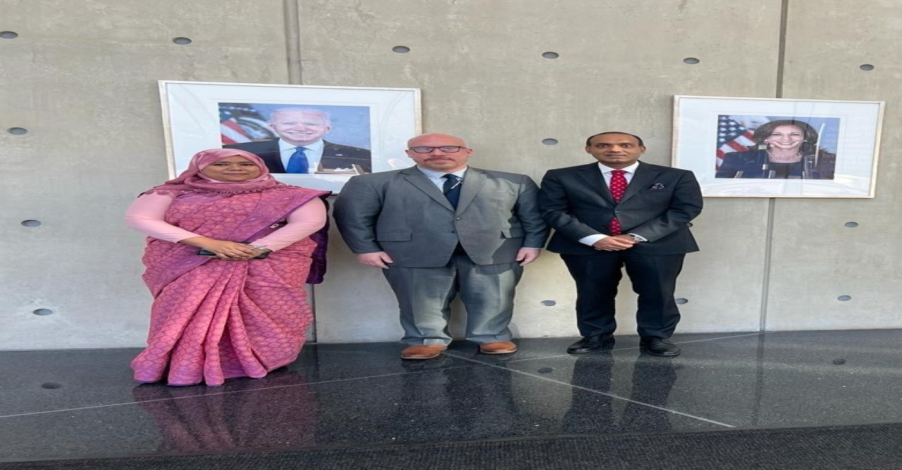 যুক্তরাষ্ট্রের স্টেট ডিপার্টমেন্ট-এর আঞ্চলিক পরিচালক জনাব আলেকজান্ডার কে. হার্ডিন-এর সাথে কনসাল জেনারেলের বৈঠক