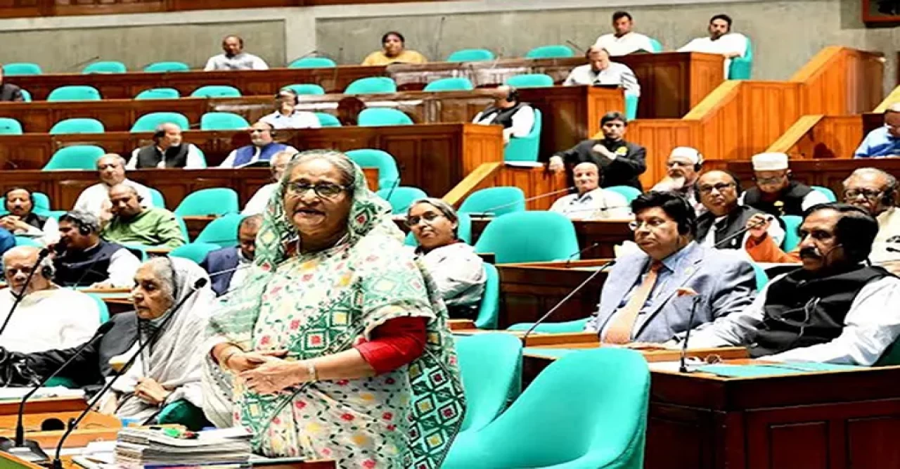 জনগণ চাইলে থাকবো, না চাইলে অসুবিধা নেই-সংসদে প্রধানমন্ত্রী