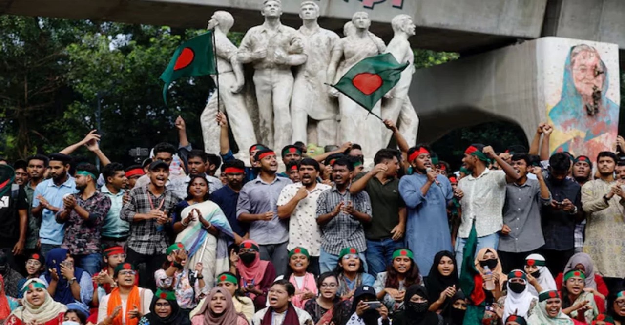 পুরোনো দলের ওপর বিরক্ত, নতুন ‘রাজনৈতিক দল’ গঠন করছে শিক্ষার্থীরা