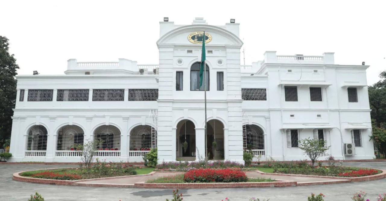পুরাকীর্তি হিসেবে সংরক্ষিত হবে হেয়ার রোডের শ্বেতশুভ্র ভবনটি