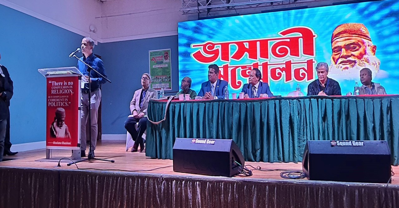 জাতির ইতিহাস থেকে ভাসানীকে মুছে ফেলা হচ্ছে