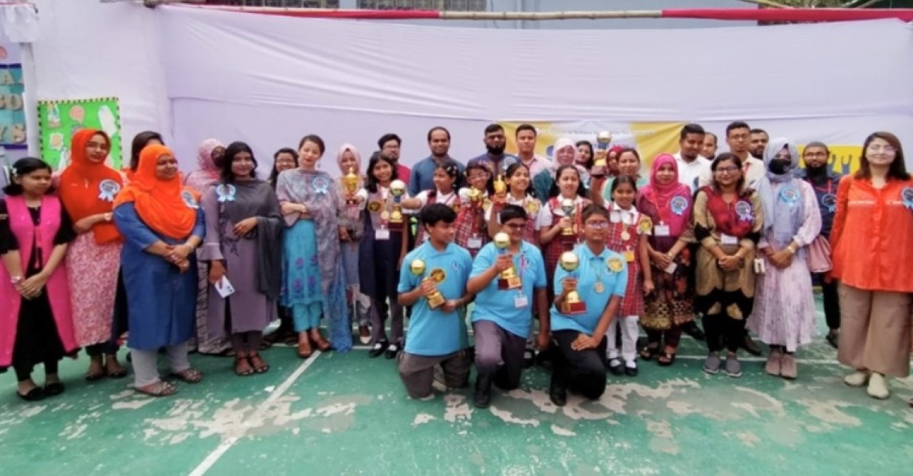 বগুড়ার ইন্টারন্যাশনাল হোপ স্কুলে ক্ষুদে বিজ্ঞানীদের মেলা