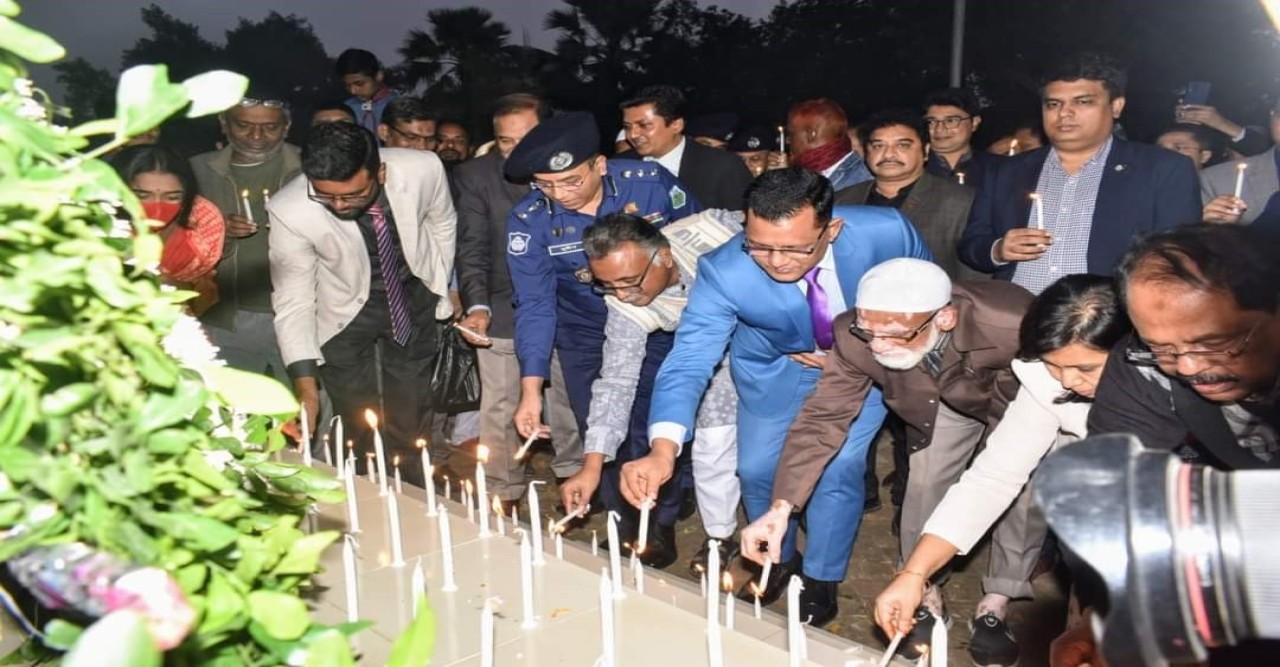 বগুড়ায় শহীদ বুদ্ধিজীবী দিবস পালিত।