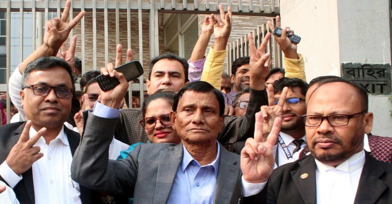 দ্বিতীয় দিনে প্রার্থিতা ফিরে পেলেন যারা