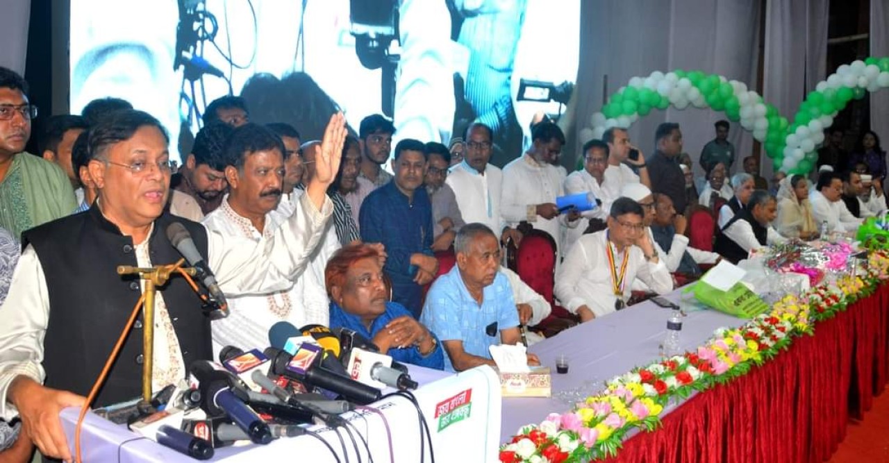 জনগণ ষড়যন্ত্রকারীদের দাঁতভাঙা জবাব দেবে: পররাষ্ট্রমন্ত্রী ড. হাছান মাহমুদ