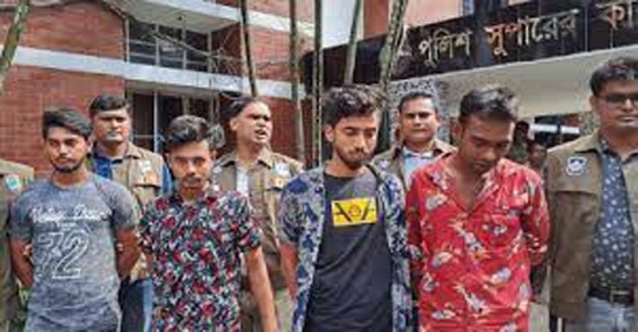 টাকা ও ধন-সম্পদ লুট করতেই চুয়াডাঙ্গার আলমডাঙ্গায় বৃদ্ধ দম্পতিকে হত্যা