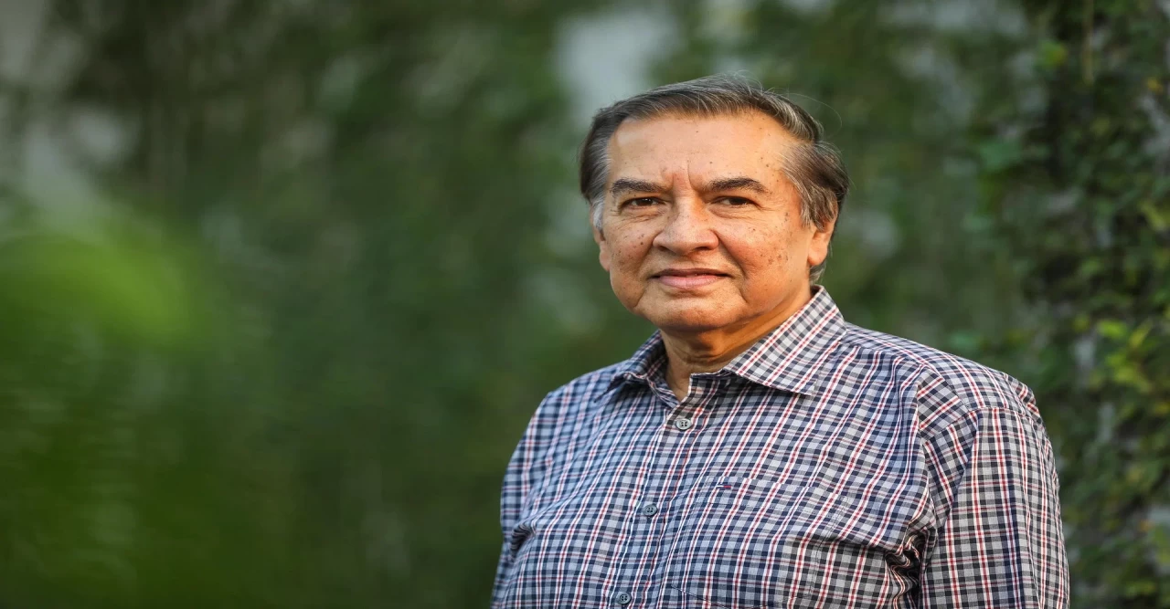 তারকা সাংবাদিক ও সম্পাদক মাহফুজ আনাম-- মতিউর রহমান
