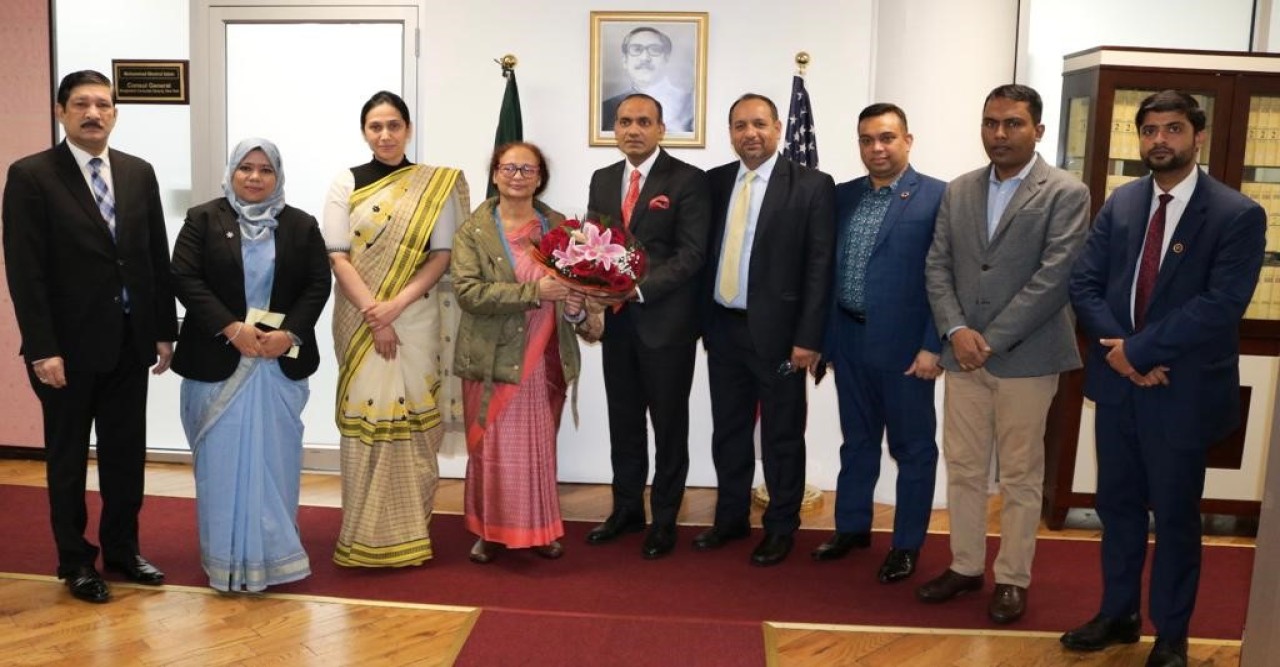 মহিলা ও শিশু বিষয়ক প্রতিমন্ত্রী ফজিলাতুন নেসা ইন্দিরা, এম.পি’র বাংলাদেশ কনস্যুলেট জেনারেল পরিদর্শন