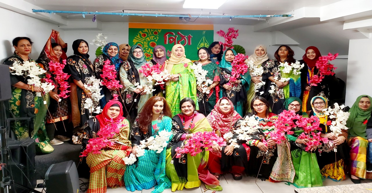 বর্ষণমুখর দিনে নিউইয়র্কে হয়ে গেলো জমজমাট পিঠা উৎসব