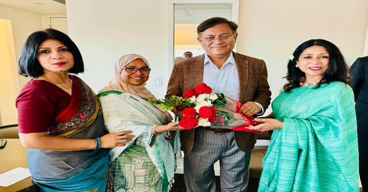 চট্টগ্রাম বিশ্ববিদ্যালয় এলামনাই এসোসিয়েশন উত্তর আমেরিকা ইন্‌ক -এর  নবনির্বাচিত কমিটি পররাষ্ট্রমন্ত্রীর সাথে সৌজন্য সাক্ষাত