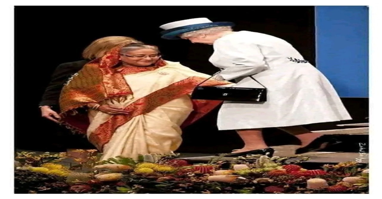 রানী দ্বিতীয় এলিজাবেথ চলে গেলেন কিন্তু রেখে গেলেন এক বিশাল স্মৃতিময় জীবন
